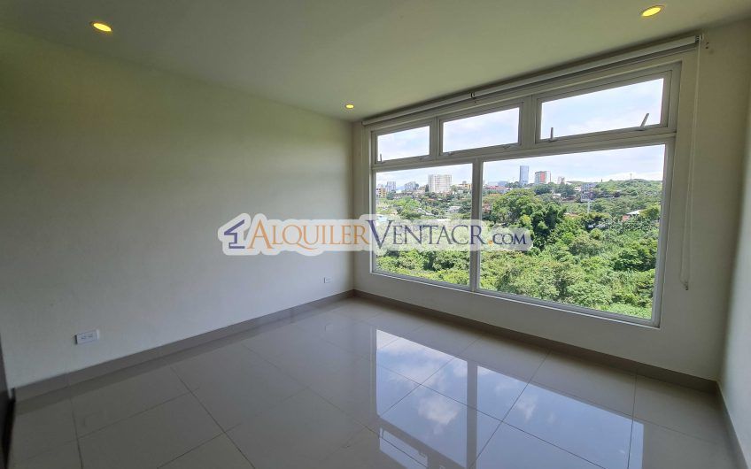 Apartamento tipo Penthouse con vista en Bello Horizonte Escazú