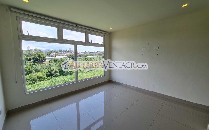 Apartamento tipo Penthouse con vista en Bello Horizonte Escazú