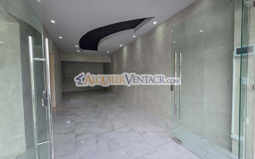 Local comercial de 50 m2 en San Rafael Escazú sobre calle principal