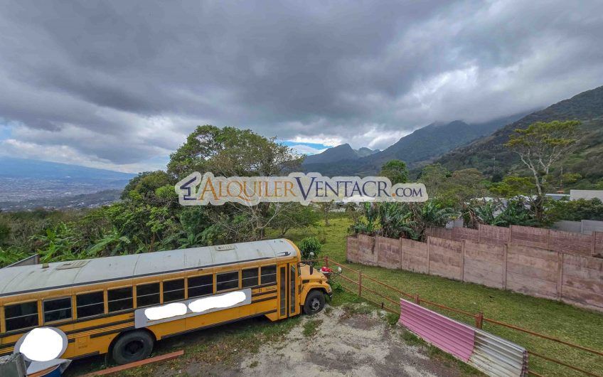 Lote de 504 m2 con vistas y con servicios listos en San Antonio Escazú