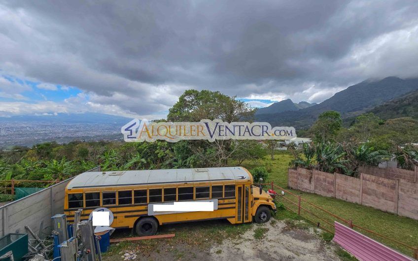 Lote de 504 m2 con vistas y con servicios listos en San Antonio Escazú