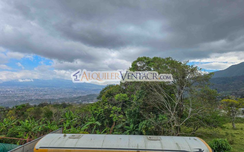 Lote de 504 m2 con vistas y con servicios listos en San Antonio Escazú