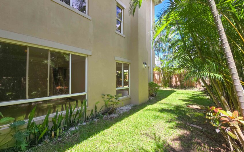 Jaboncillos Escazú! Condo de 523 m2 con 6 habit. + de servicio y jardín