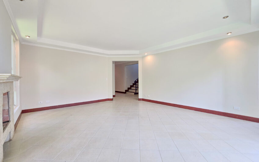 Jaboncillos Escazú! Condo de 523 m2 con 6 habit. + de servicio y jardín