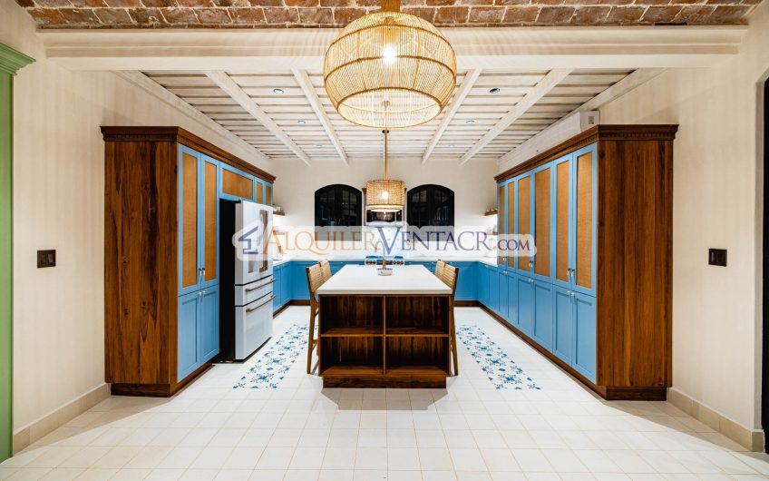 Hacienda Pinilla Tamarindo Guanacaste! Casa de 454 m2 con 1.630 m2 lote