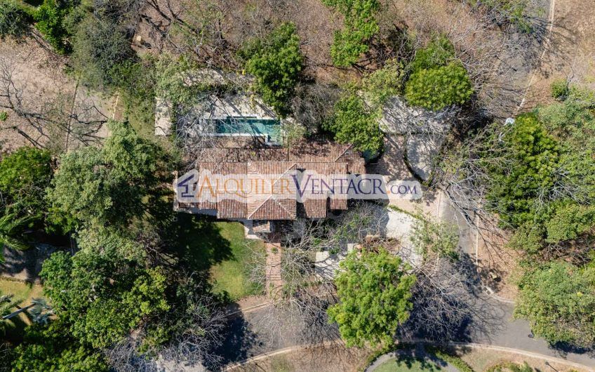 Hacienda Pinilla Tamarindo Guanacaste! Casa de 454 m2 con 1.630 m2 lote