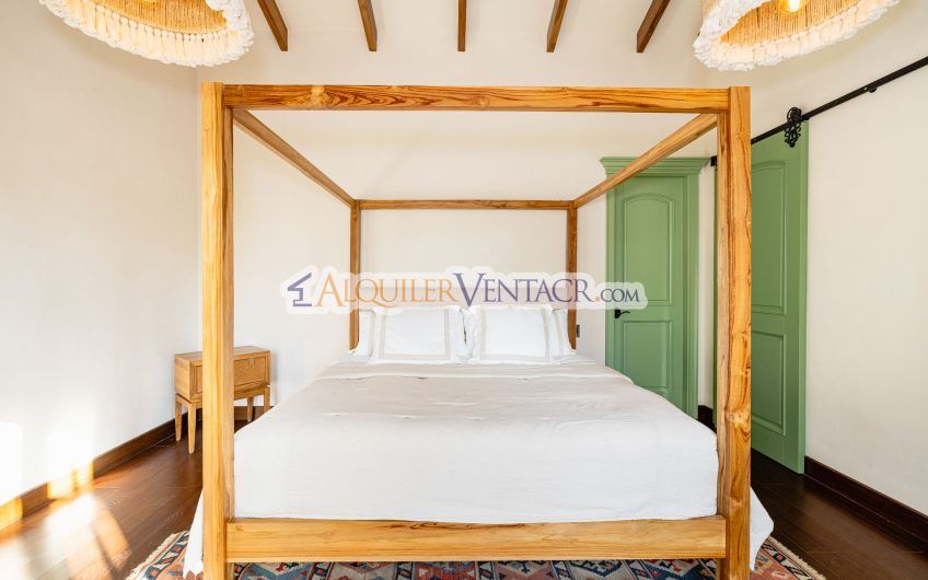 Hacienda Pinilla Tamarindo Guanacaste! Casa de 454 m2 con 1.630 m2 lote