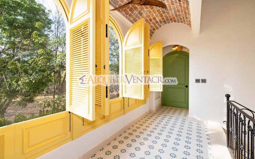 Hacienda Pinilla Tamarindo Guanacaste! Casa de 454 m2 con 1.630 m2 lote