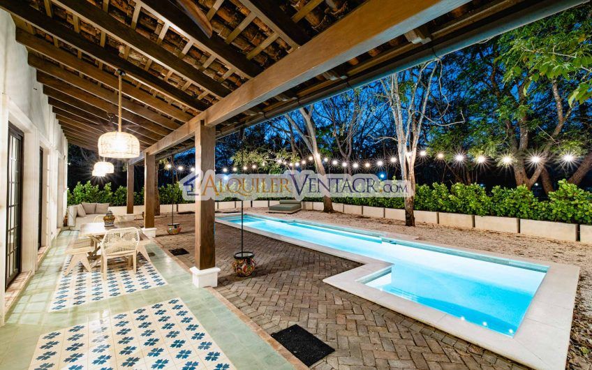 Hacienda Pinilla Tamarindo Guanacaste! Casa de 454 m2 con 1.630 m2 lote