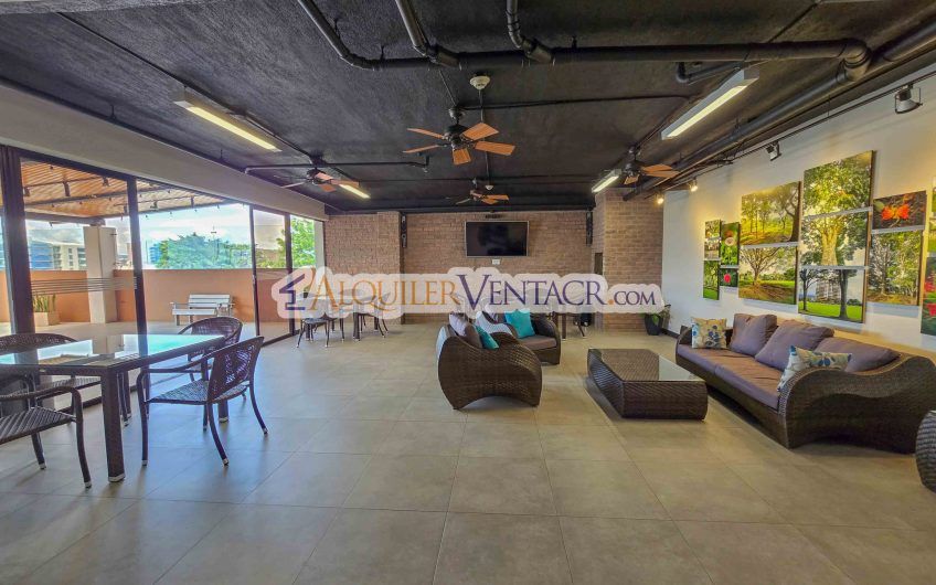 Oficina en Torres del Parque en Sabana Norte