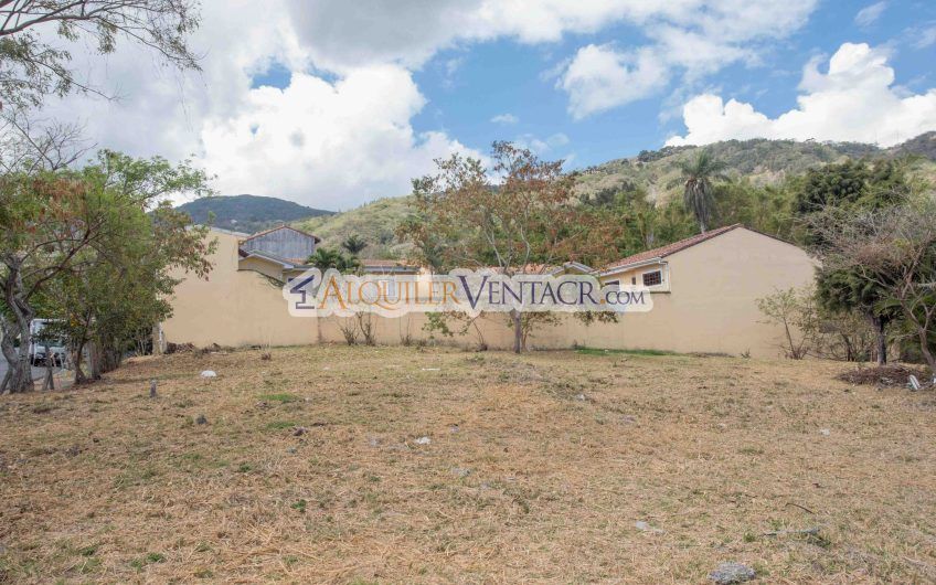 Jaboncillos Escazú! Lote plano de 2.640 m2