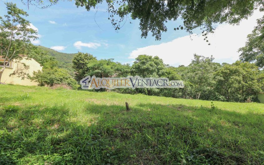 Jaboncillos Escazú! Lote plano de 2.640 m2