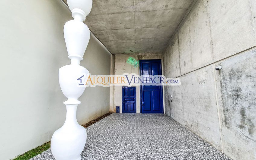 Apartamento amueblado tipo studio en Torre Secrt Sabana