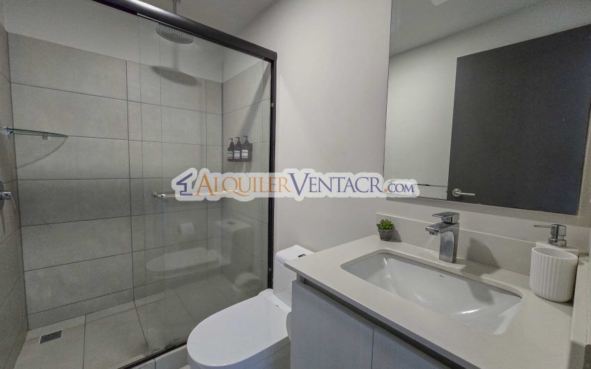 Apartamento amueblado tipo studio en Torre Secrt Sabana