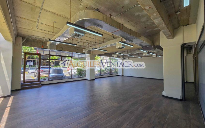 Oficina de 118 m2 en Torre Oficentro La Sabana