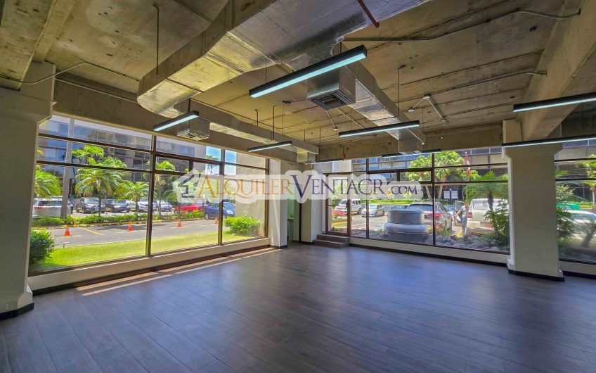 Oficina de 118 m2 en Torre Oficentro La Sabana