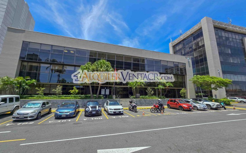 Oficina de 118 m2 en Torre Oficentro La Sabana