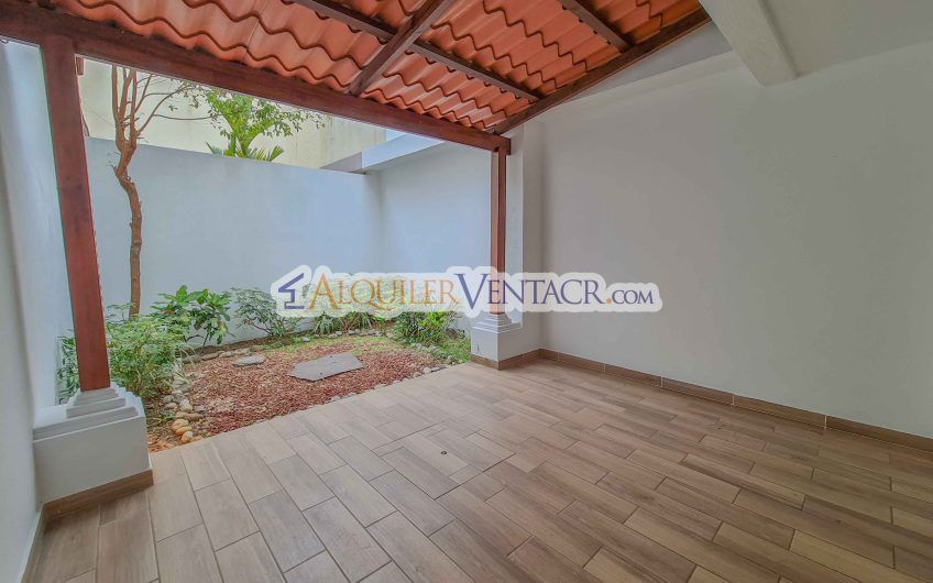 Para inversión! Condo de 4 habit. en Trejos Montealegre x Avenida Escazú