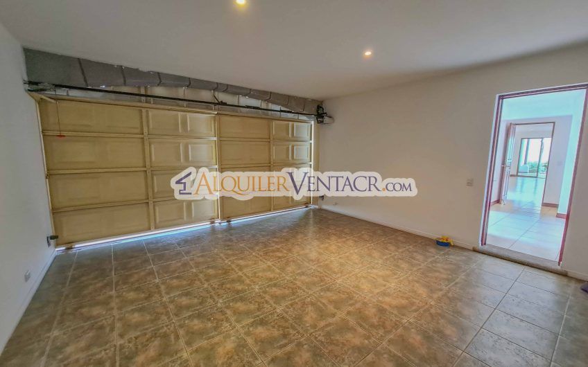 Para inversión! Condo de 4 habit. en Trejos Montealegre x Avenida Escazú