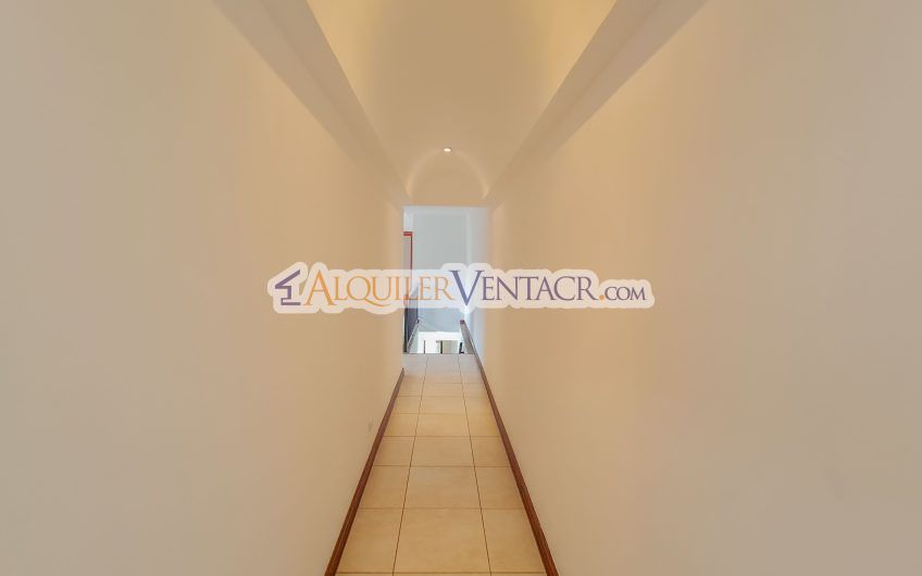 Para inversión! Condo de 4 habit. en Trejos Montealegre x Avenida Escazú