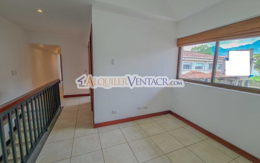 Para inversión! Condo de 4 habit. en Trejos Montealegre x Avenida Escazú