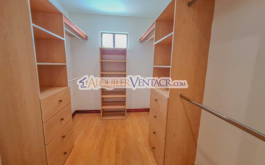 Para inversión! Condo de 4 habit. en Trejos Montealegre x Avenida Escazú