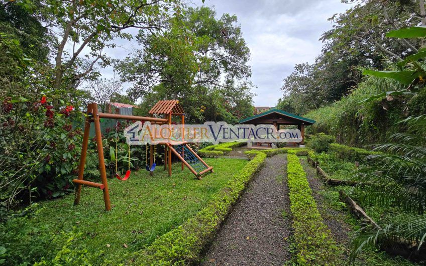 Para estrenar! Lujoso apartamento con vista en Escazú Centro