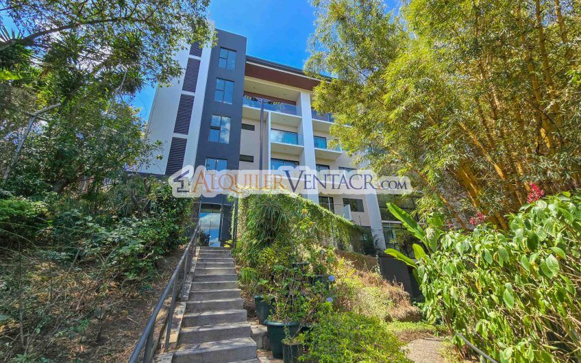 Para estrenar! Lujoso apartamento con vista en Escazú Centro