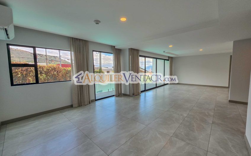 Para estrenar! Lujoso apartamento con vista en Escazú Centro