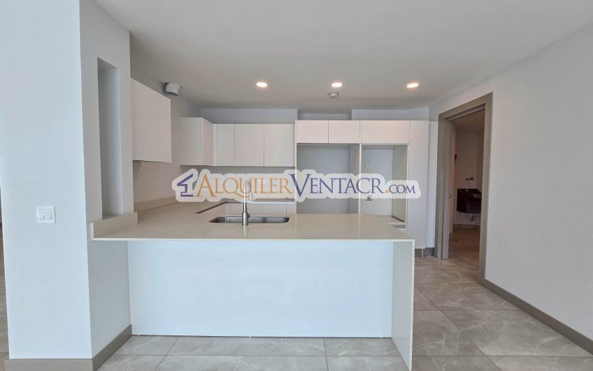 Lujoso apartamento de 3 habit.+ de servicio en Escazú Centro