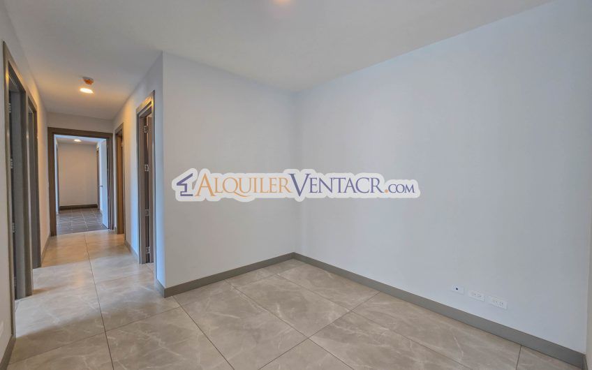 Lujoso apartamento de 3 habit.+ de servicio en Escazú Centro