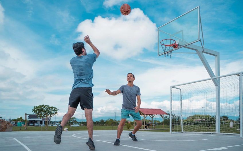 Lote plano de 325 m2 en Hacienda Los Reyes La Guácima Alajuela