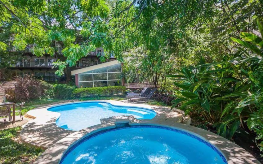 Apartamento con vista en San Nicolás de Barí Río Oro Santa Ana