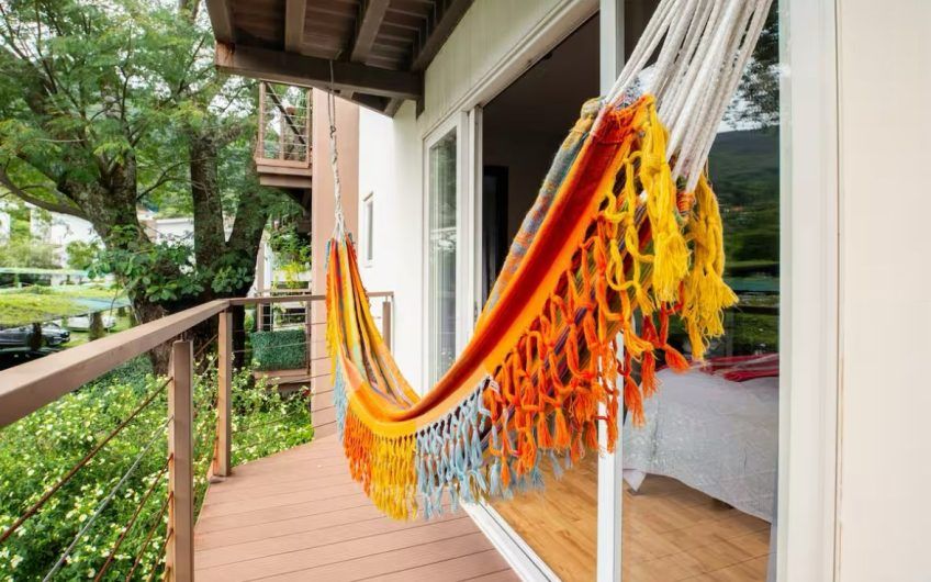 Apartamento con vista en San Nicolás de Barí Río Oro Santa Ana