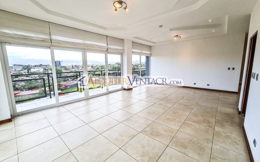 Penthouse de 170 m2 con vista y línea blanca en San Rafael Escazú