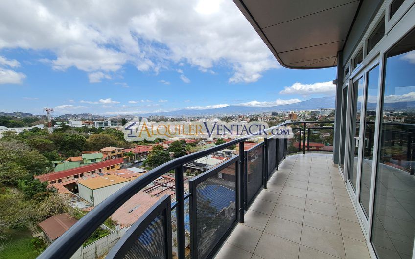 Penthouse de 170 m2 con vista y línea blanca en San Rafael Escazú