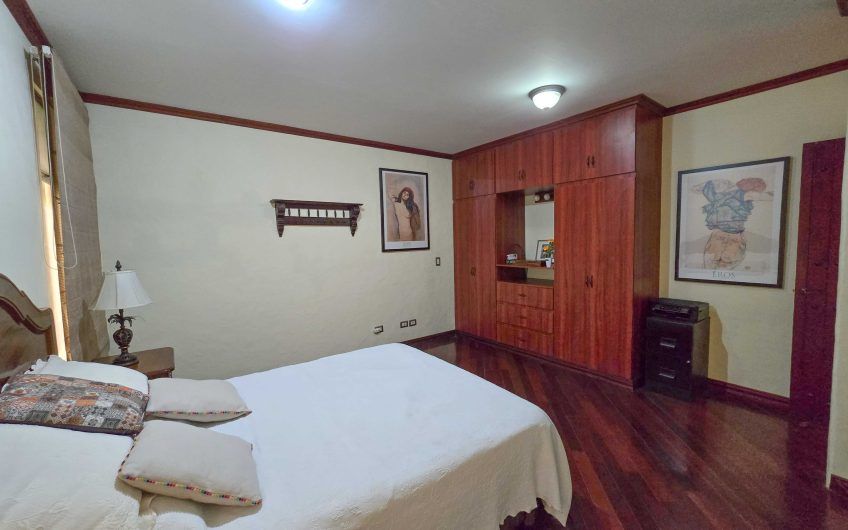 Condominio Cerro Real Escazú! Casa de Un Nivel de 500 m2 con 1.151 m2 de lote