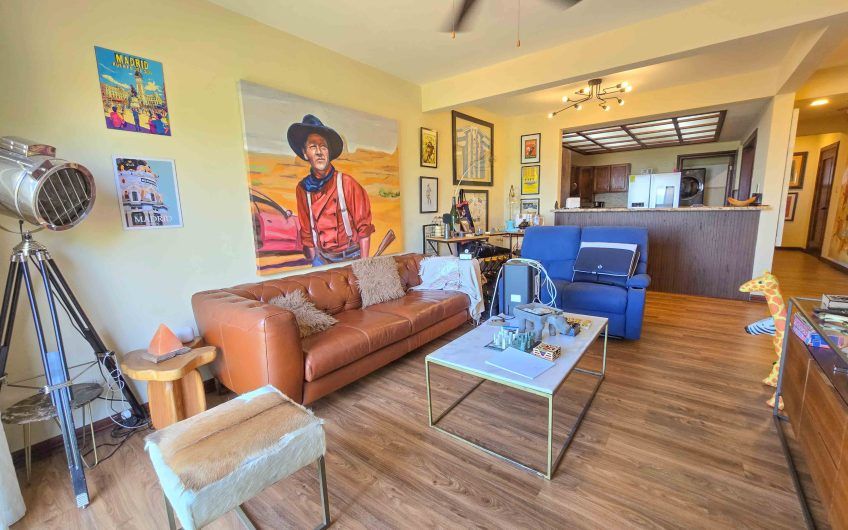 Condo de Un Nivel con vista de 3 habit. en Guachipelín Escazú