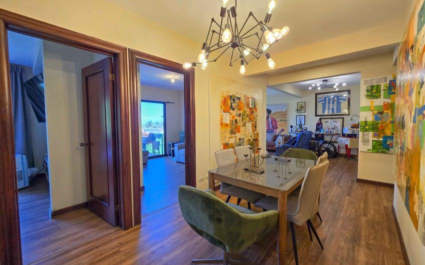 Condo de Un Nivel con vista de 3 habit. en Guachipelín Escazú