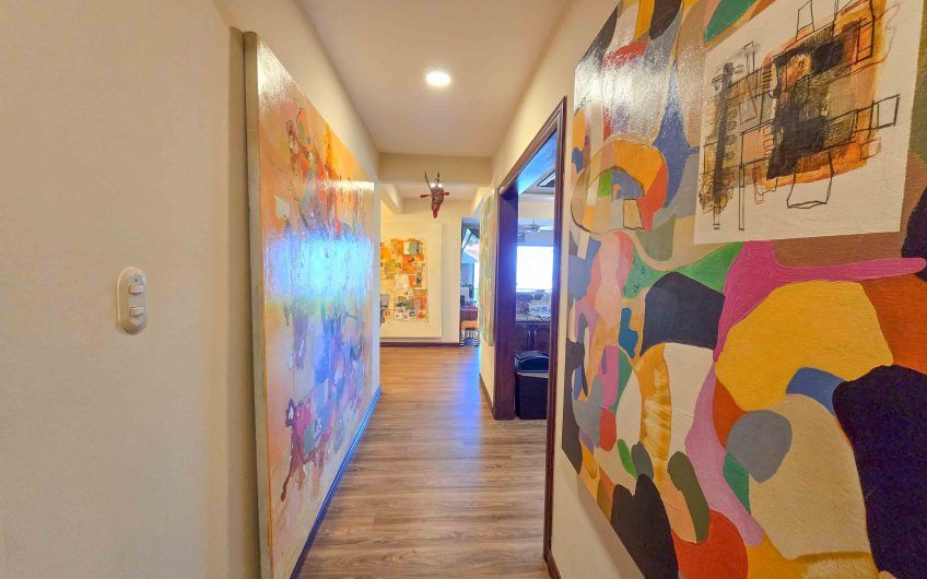 Condo de Un Nivel con vista de 3 habit. en Guachipelín Escazú