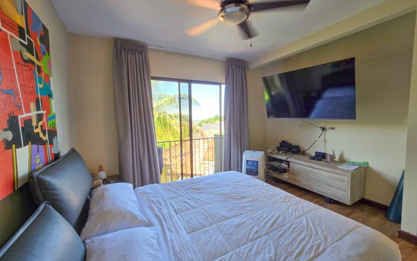 Condo de Un Nivel con vista de 3 habit. en Guachipelín Escazú