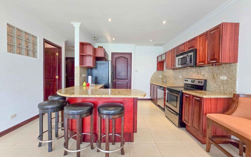 Riverside San Rafael Escazú! Apartamento amueblado con vista