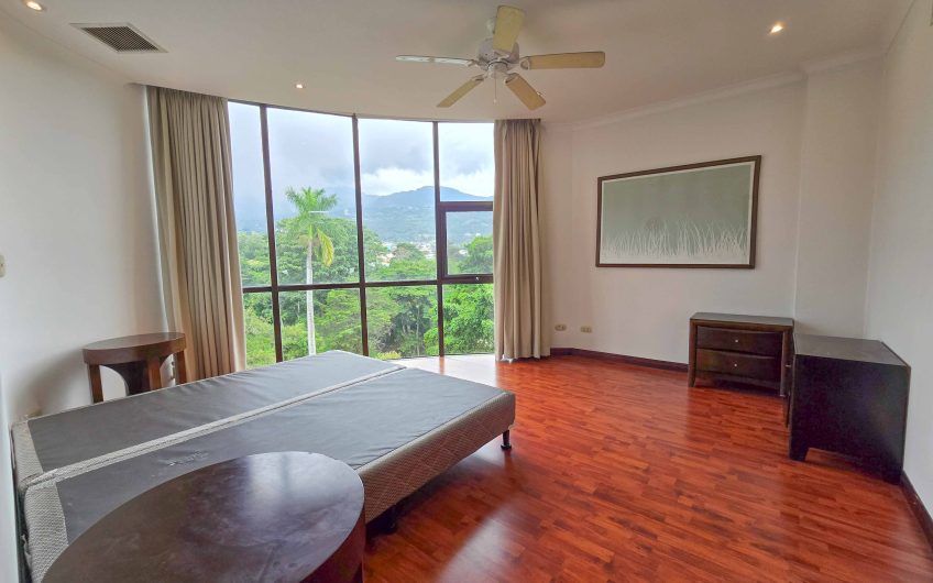 Riverside San Rafael Escazú! Apartamento amueblado con vista