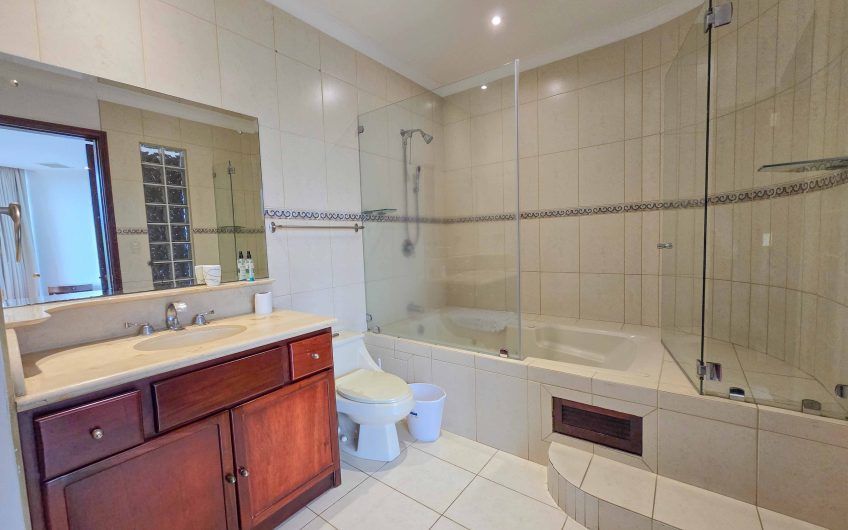 Riverside San Rafael Escazú! Apartamento amueblado con vista