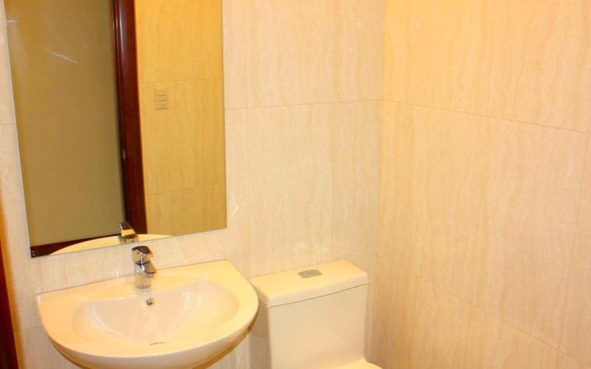 Apartamento con vista y línea blanca en San Rafael Escazú