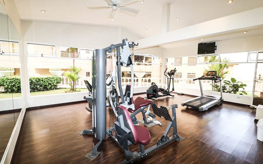 Lujoso apartamento con vista y terraza en San Rafael Escazú