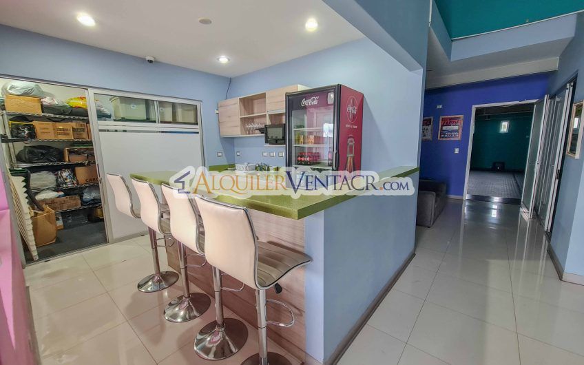 Local Comercial de 281 m2 en Guachipelín Escazú