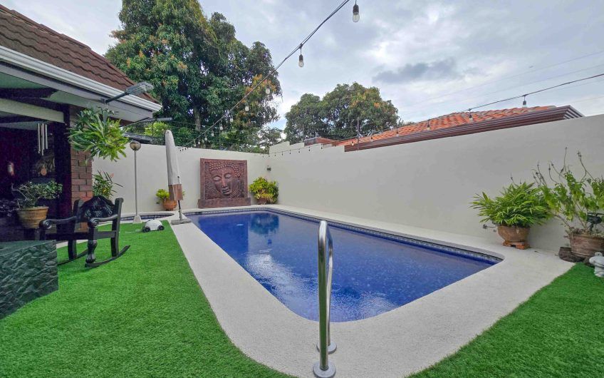 Casa de Una Planta con Piscina Privada en Bello Horizonte Escazú