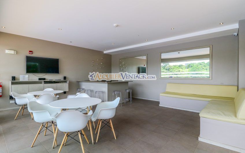 Lujoso Penthouse con vista en torre Paradisus Rohrmoser Pavas