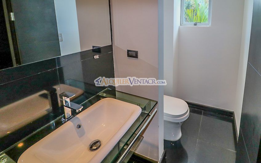 Condo de 503 m2 con vista en Guachipelín Escazú x Distrito 4